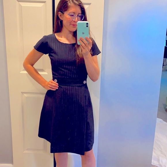 Black and white pinstripe dress - Picture 2 of 8